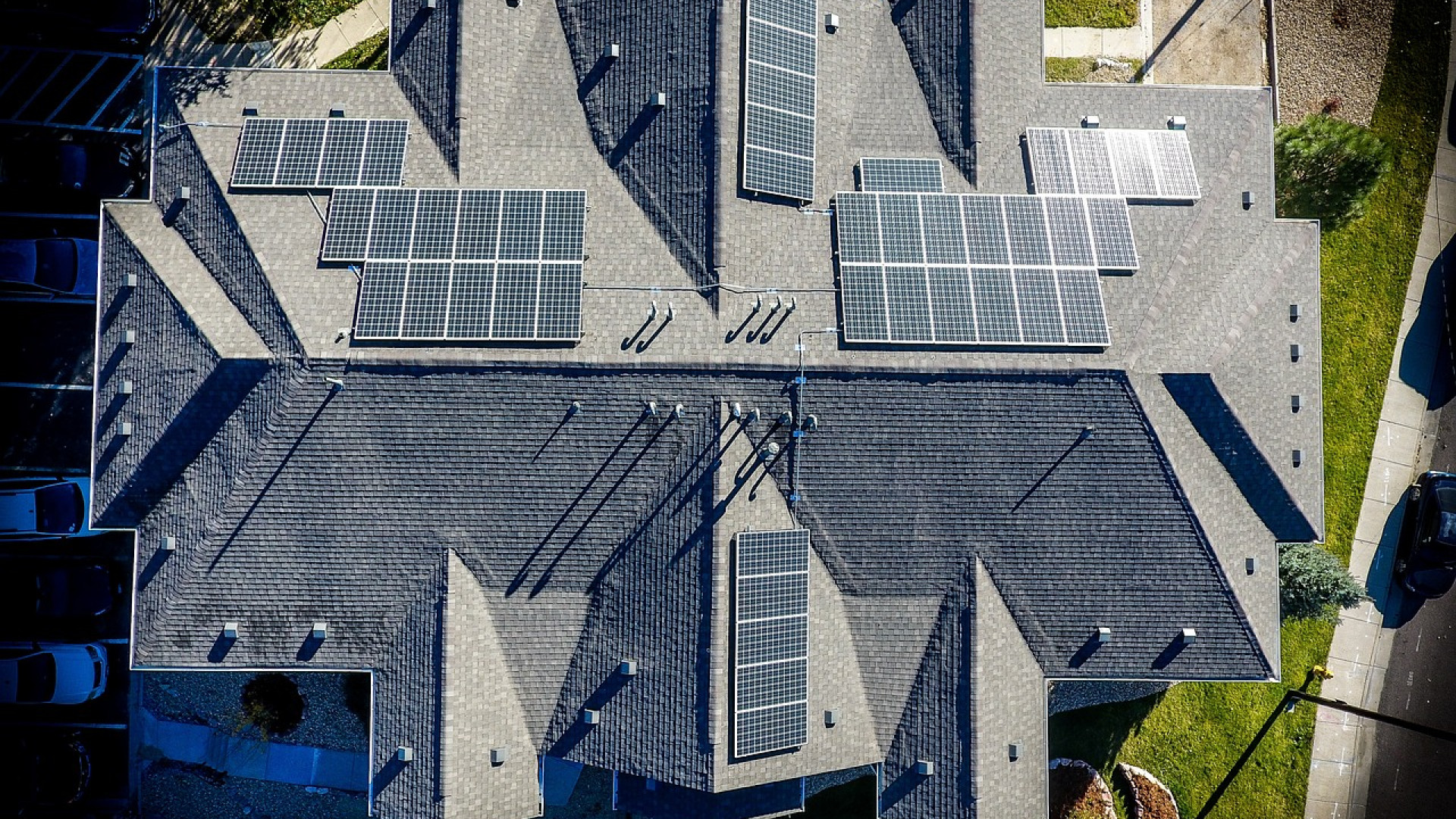 Comment choisir le bon kit solaire pour de l'autoconsommation ?