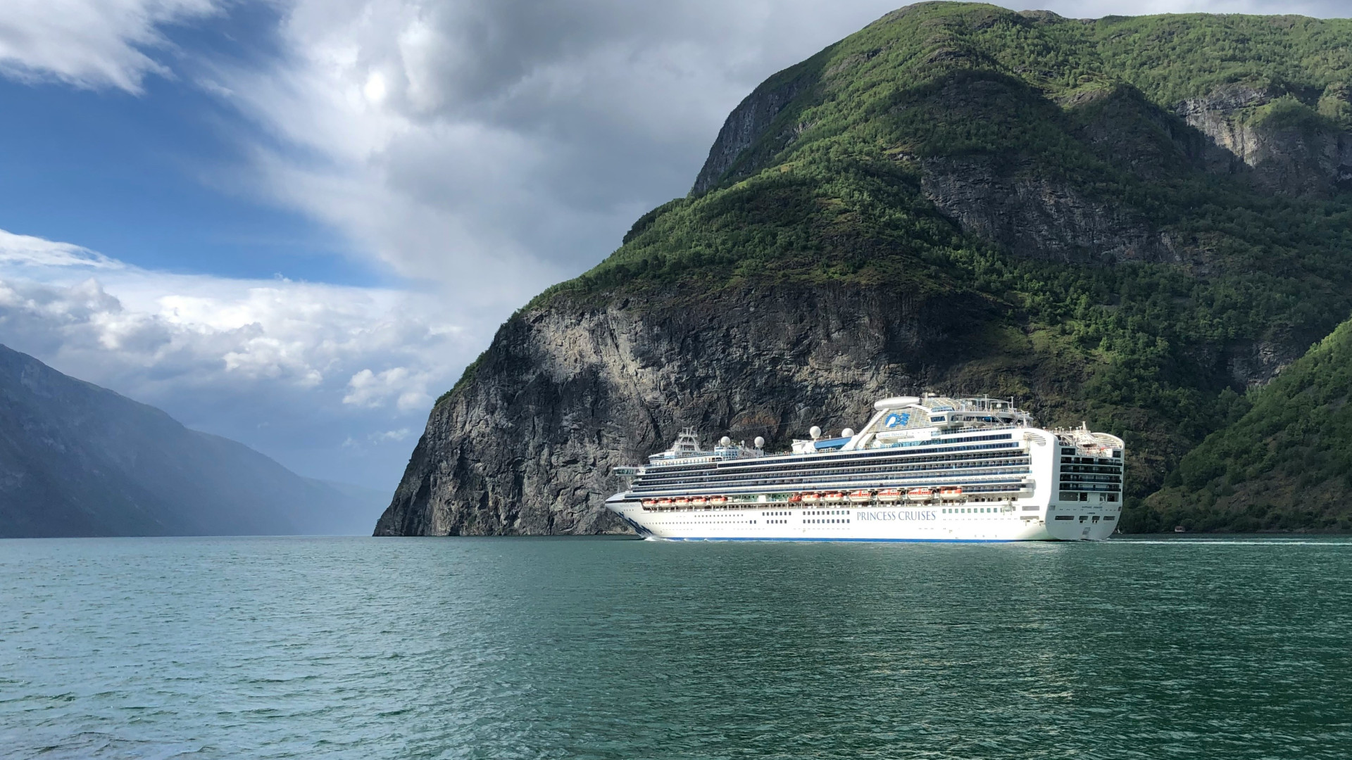 Réserver malin : comment payer moins cher votre croisière sur Le Ponant ?
