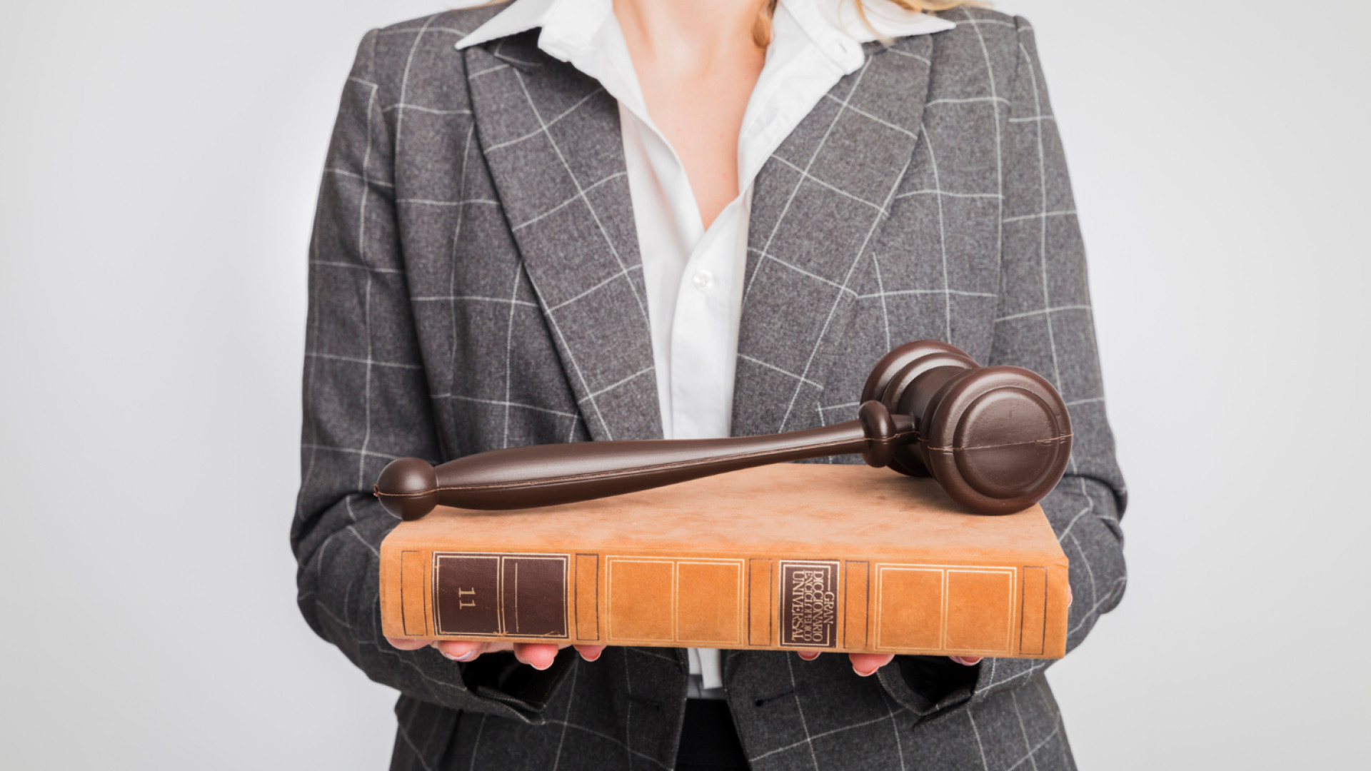 Agression physique ou verbale : comment l’avocat vous accompagne après un incident ?